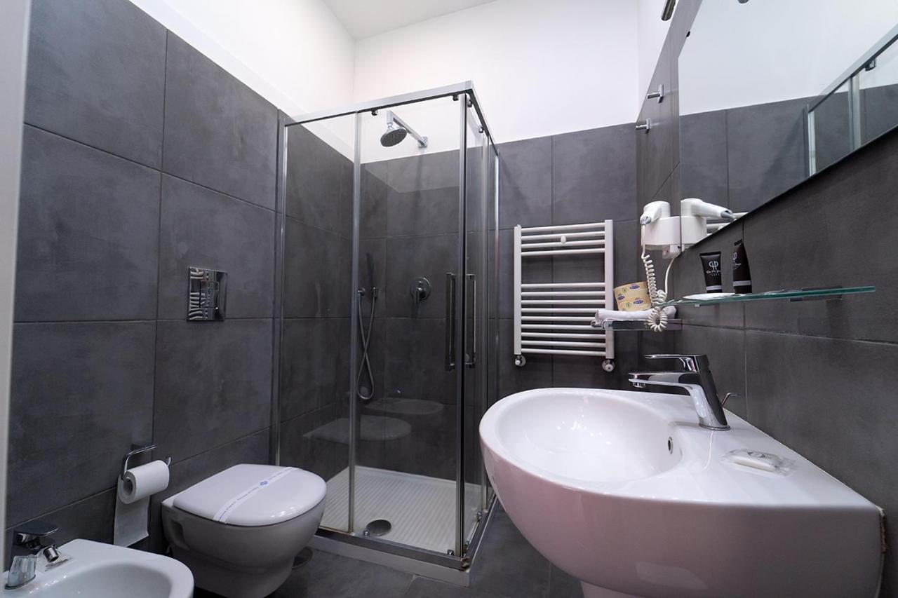 Royal House Napoli Centro, By Clapa Group Hotel ภายนอก รูปภาพ