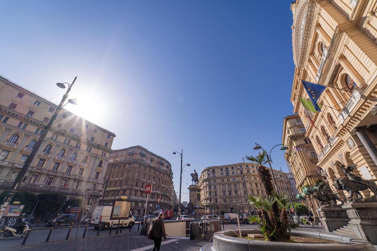 Royal House Napoli Centro, By Clapa Group Hotel ภายนอก รูปภาพ