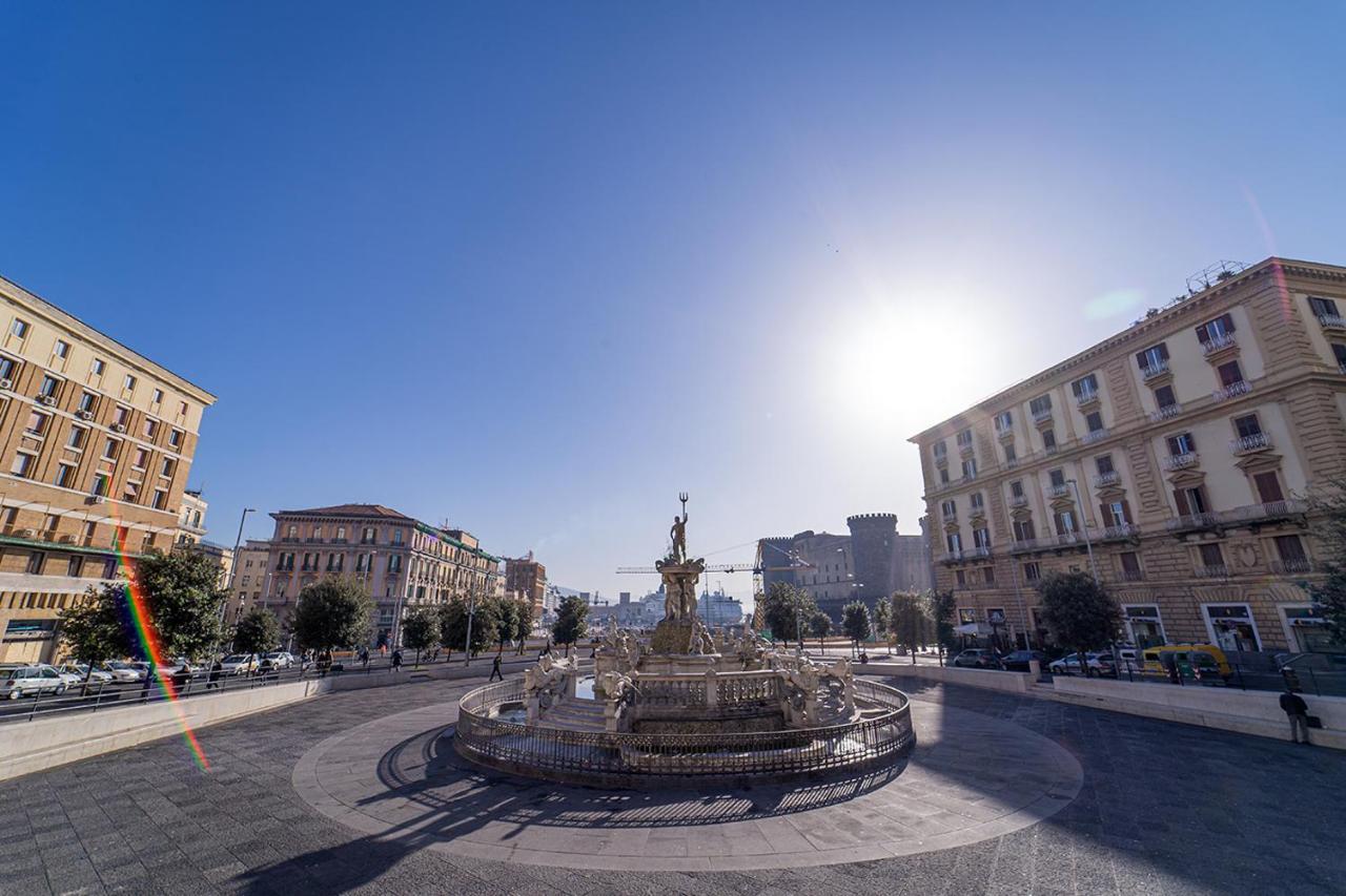 Royal House Napoli Centro, By Clapa Group Hotel ภายนอก รูปภาพ