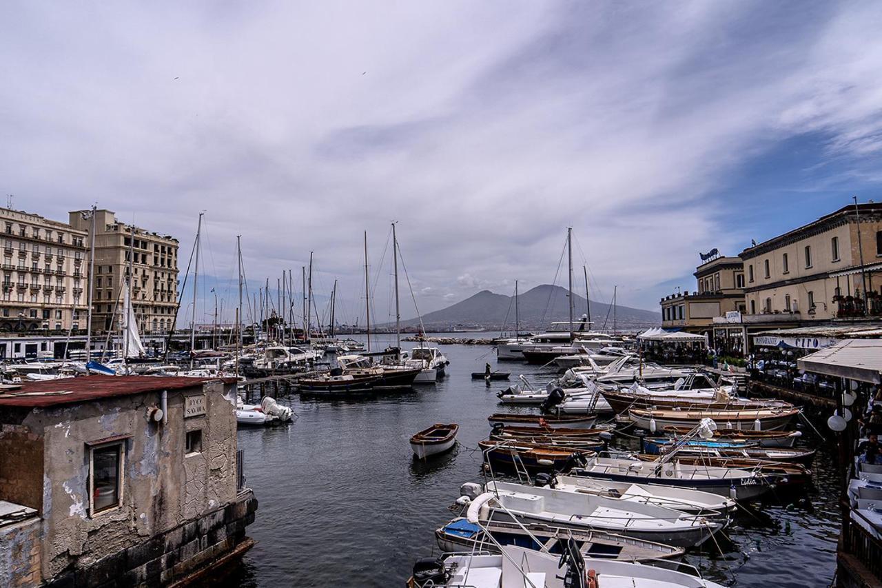 Royal House Napoli Centro, By Clapa Group Hotel ภายนอก รูปภาพ