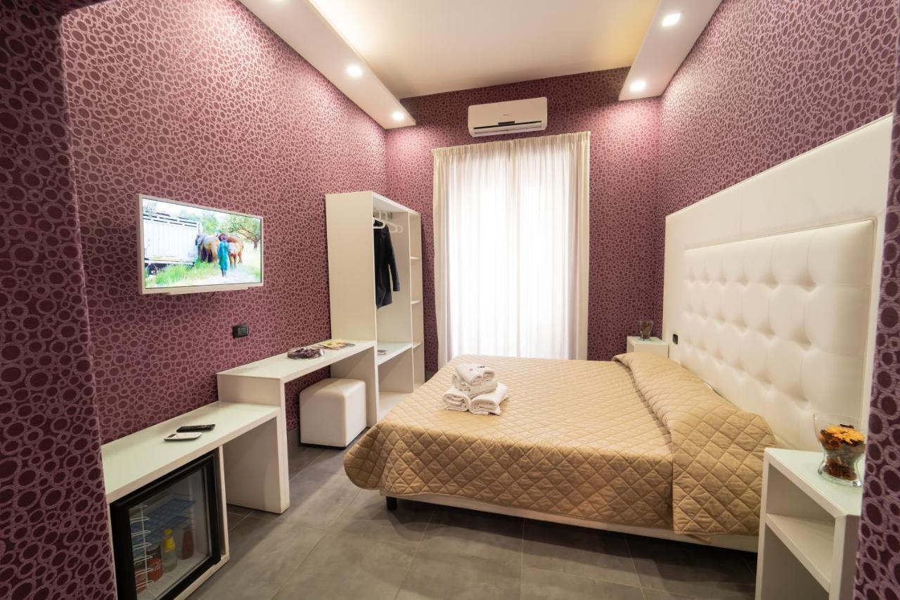 Royal House Napoli Centro, By Clapa Group Hotel ภายนอก รูปภาพ